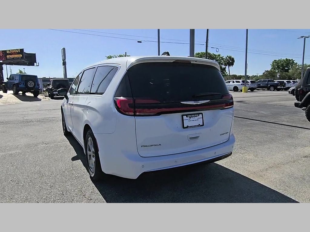 2024 Chrysler Pacifica Limited