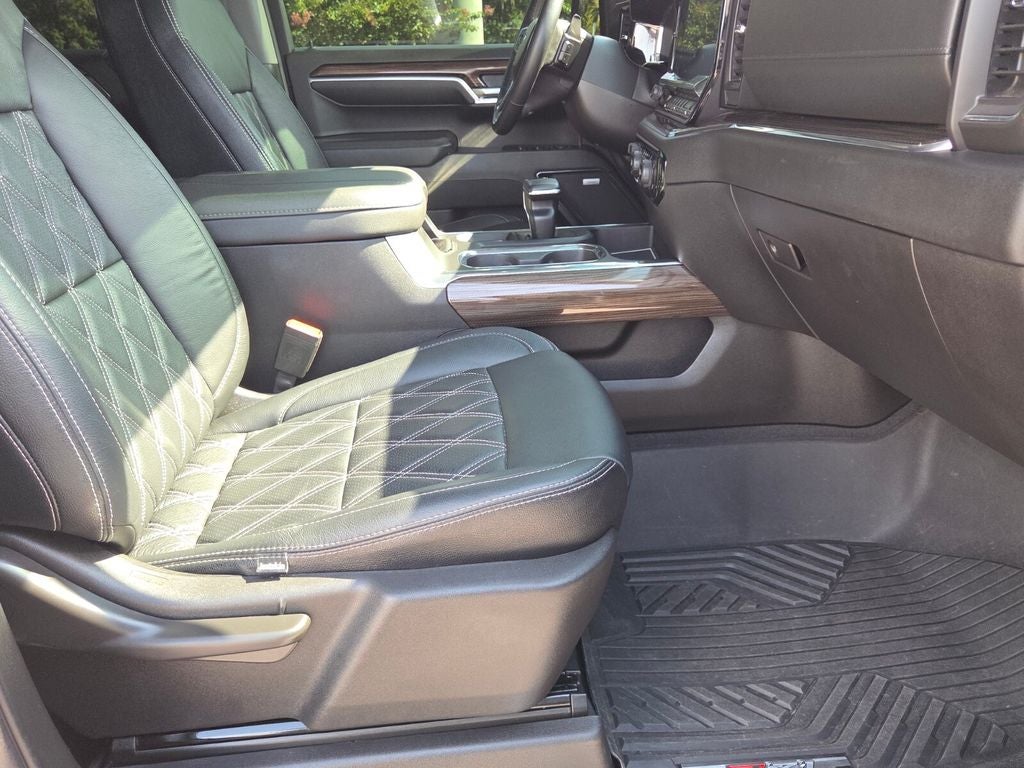 2024 Chevrolet Silverado 1500 4WD Crew Cab Short Bed RST