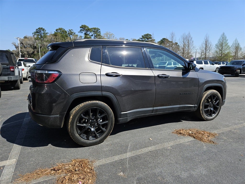 2022 Jeep Compass Altitude FWD