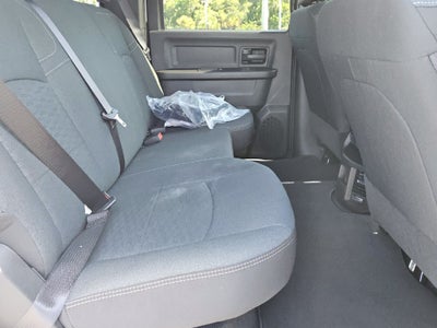2026 RAM Ram 2500 RAM 2500 BLACK EXPRESS CREW CAB 4X2 6'4' BOX