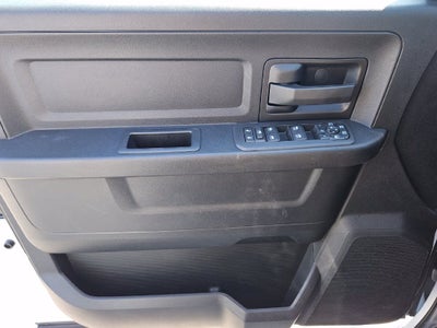 2026 RAM Ram 2500 RAM 2500 BLACK EXPRESS CREW CAB 4X2 6'4' BOX