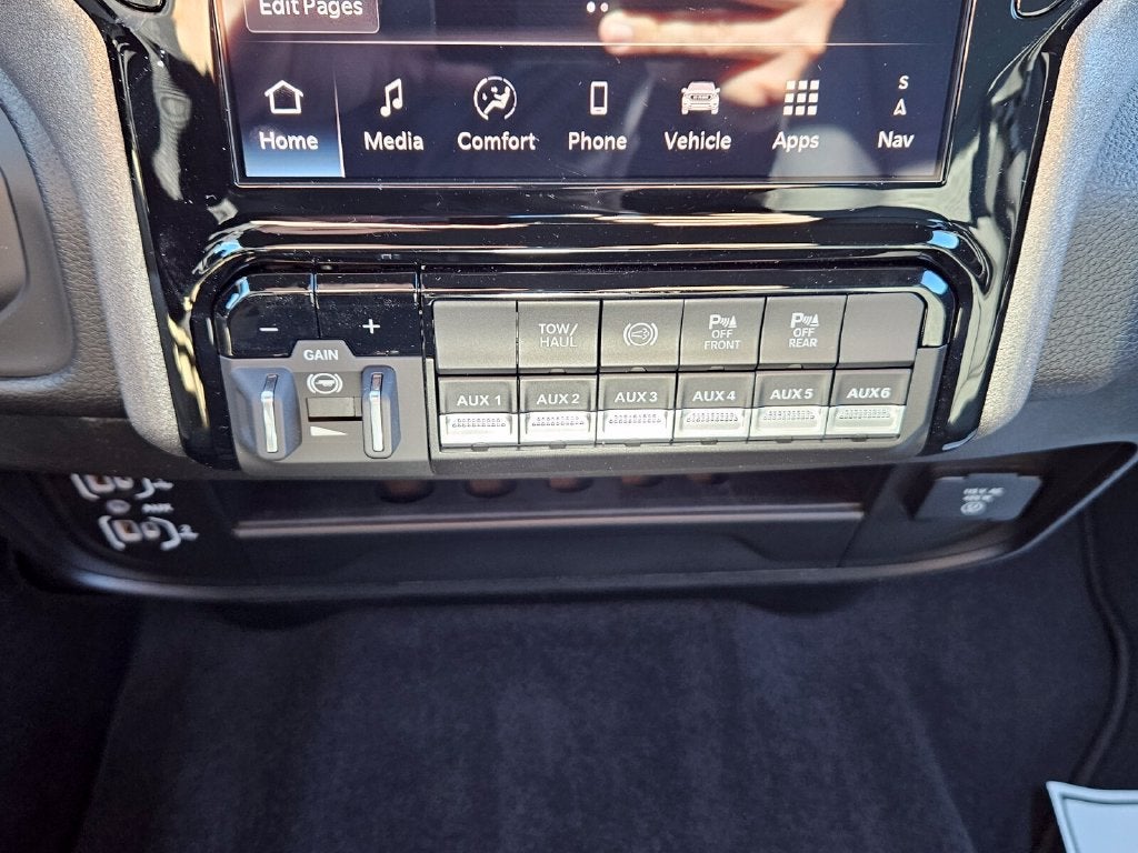 2026 RAM Ram 2500 RAM 2500 TRADESMAN CREW CAB 4X4 6'4' BOX