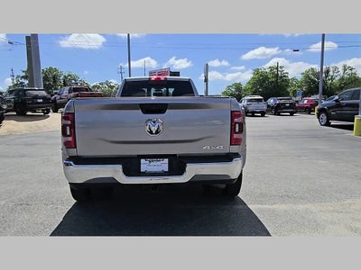 2024 RAM 3500 Tradesman Crew Cab 4x4 8' Box