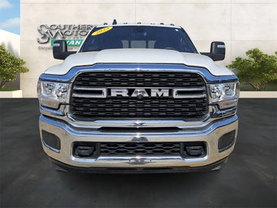 2024 RAM 3500 Tradesman Crew Cab 4x4 8' Box
