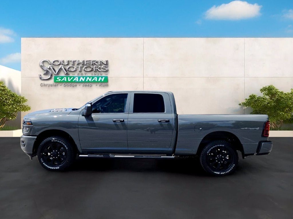 2026 RAM Ram 2500 RAM 2500 BLACK EXPRESS CREW CAB 4X2 6'4' BOX