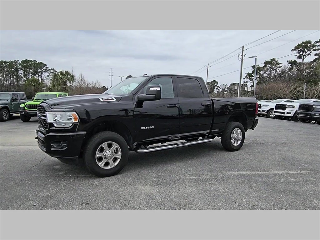 2024 RAM 2500 Big Horn Crew Cab 4x4 6'4' Box