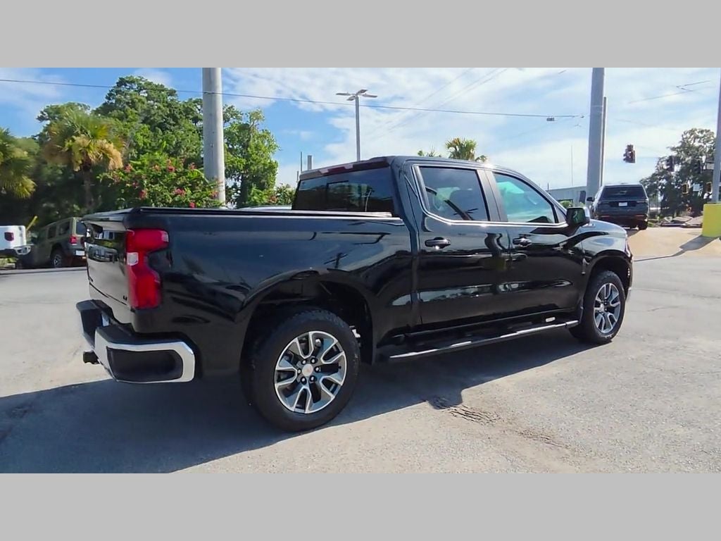 2026 Chevrolet Silverado 1500 4WD Crew Cab Standard Bed LT