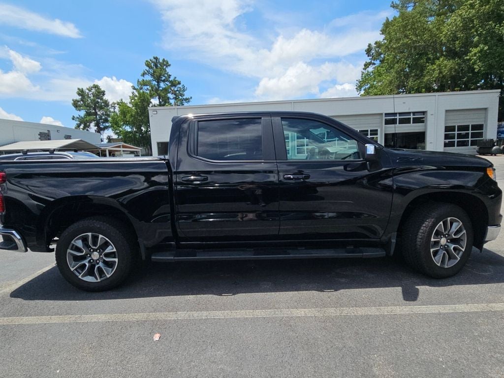 2026 Chevrolet Silverado 1500 4WD Crew Cab Standard Bed LT