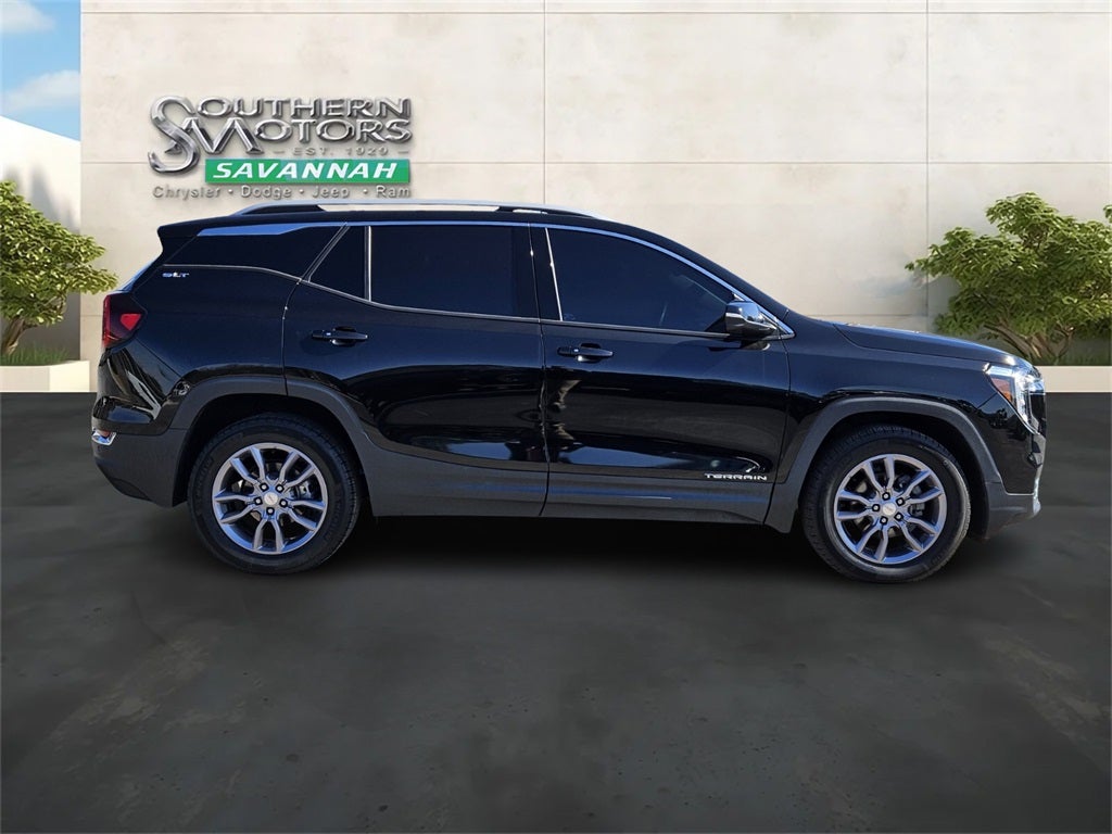 2023 GMC Terrain FWD SLT