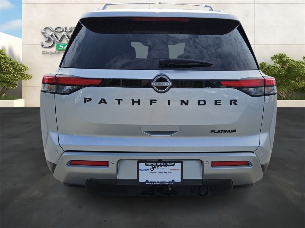 2025 Nissan Pathfinder Platinum FWD