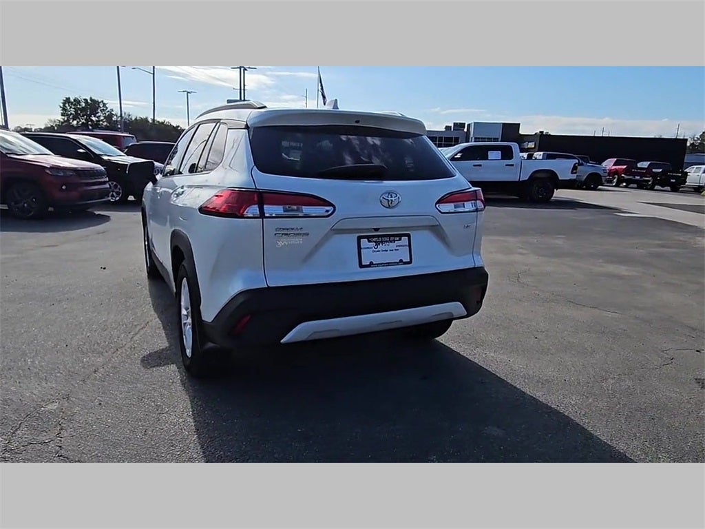 2024 Toyota Corolla Cross LE
