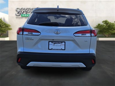 2024 Toyota Corolla Cross LE