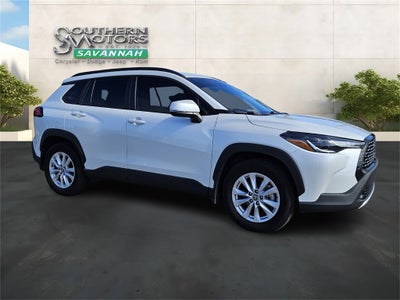 2024 Toyota Corolla Cross LE