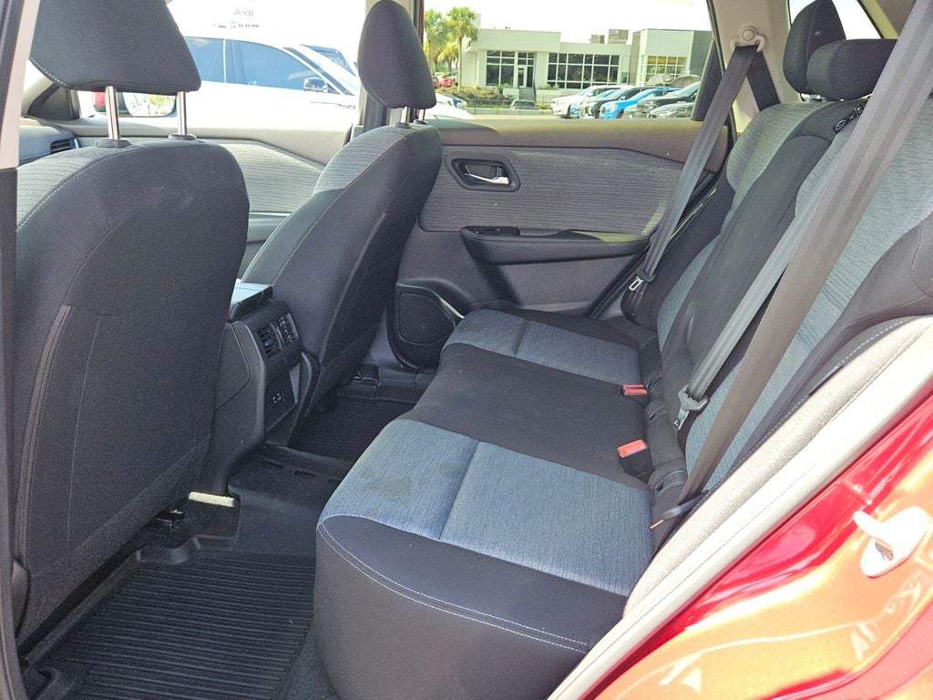 2023 Nissan Rogue SV FWD