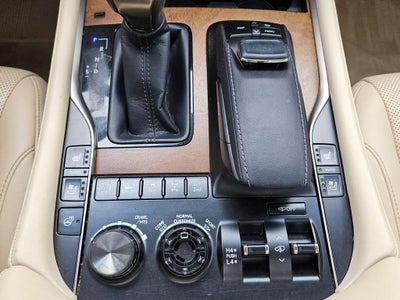 2017 Lexus LX 570 570