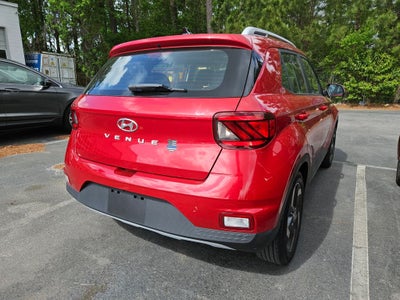 2022 Hyundai Venue SEL