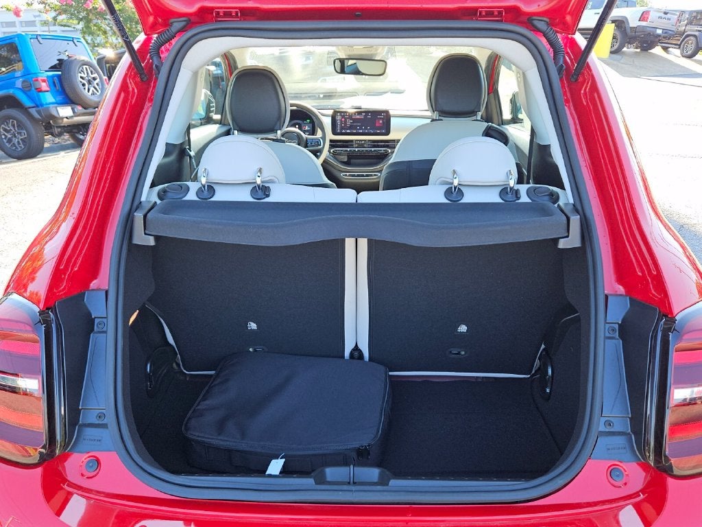 2026 FIAT FIAT 500e 500e ICONA
