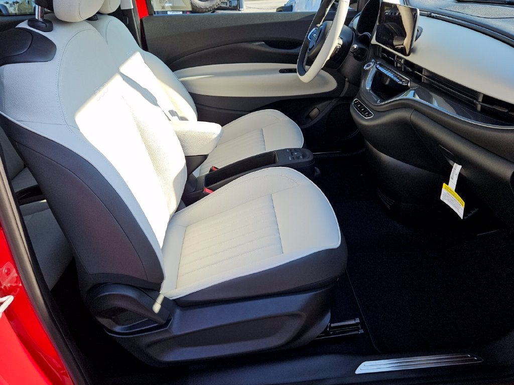2026 FIAT FIAT 500e 500e ICONA