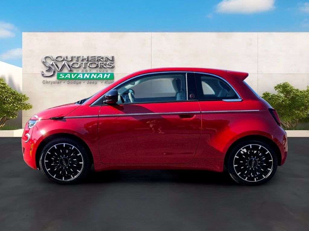 2026 FIAT FIAT 500e 500e ICONA