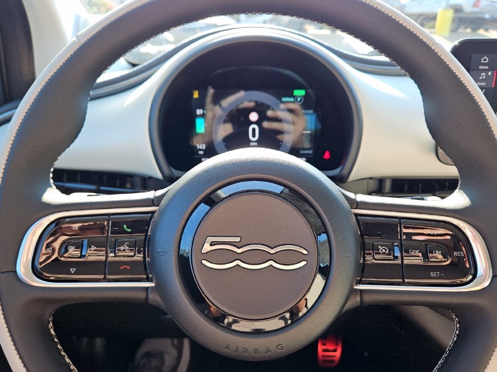 2026 FIAT FIAT 500e 500e ICONA