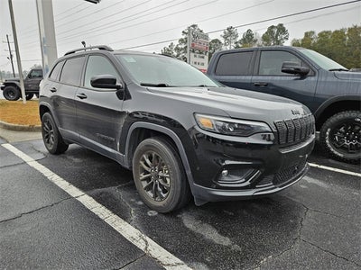 2023 Jeep Cherokee Altitude Lux 4x4