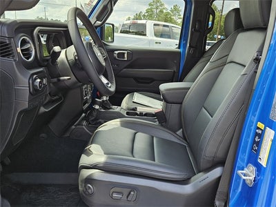 2025 Jeep Wrangler WRANGLER 4-DOOR SAHARA