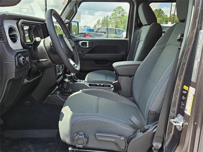 2025 Jeep Wrangler WRANGLER 4-DOOR SAHARA