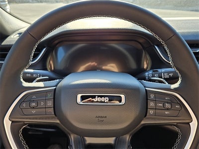 2025 Jeep Grand Cherokee GRAND CHEROKEE LAREDO X 4X2