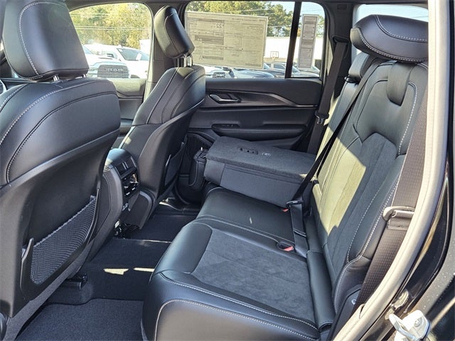 2025 Jeep Grand Cherokee GRAND CHEROKEE ALTITUDE X 4X2