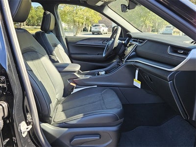 2025 Jeep Grand Cherokee GRAND CHEROKEE ALTITUDE X 4X2