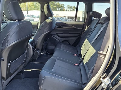 2025 Jeep Grand Cherokee GRAND CHEROKEE LAREDO X 4X2