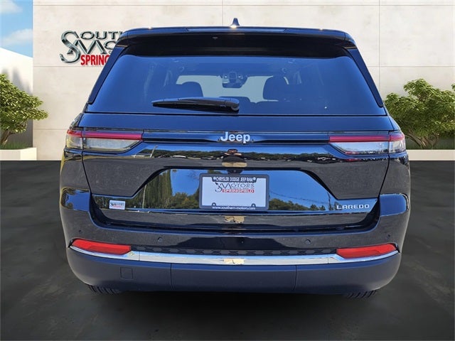 2025 Jeep Grand Cherokee GRAND CHEROKEE LAREDO X 4X2