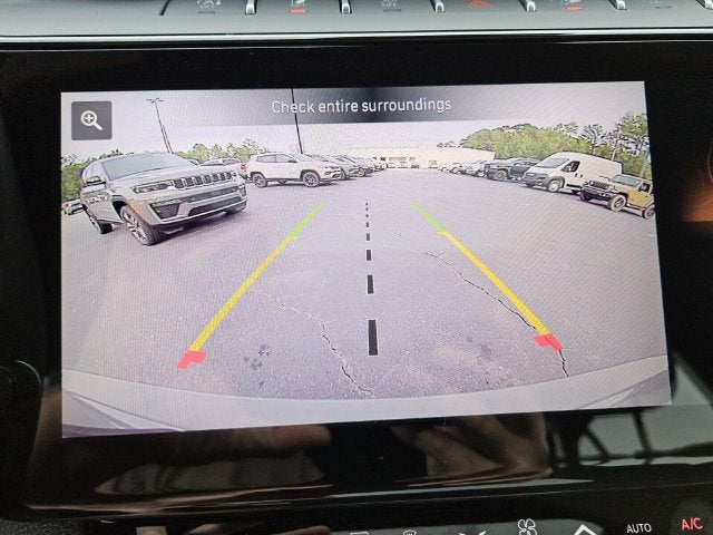 2027 Jeep Grand Cherokee GRAND CHEROKEE LAREDO ALTITUDE 4X2