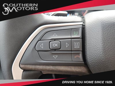 2027 Jeep Grand Cherokee GRAND CHEROKEE LAREDO ALTITUDE 4X2