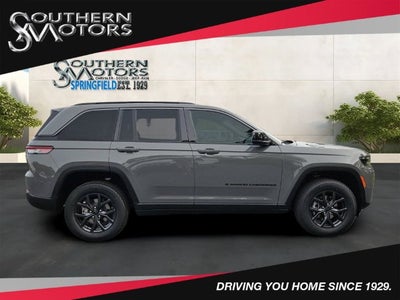 2027 Jeep Grand Cherokee GRAND CHEROKEE LAREDO ALTITUDE 4X2