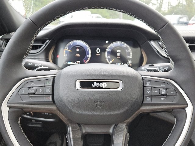 2027 Jeep Grand Cherokee GRAND CHEROKEE LIMITED 4X2
