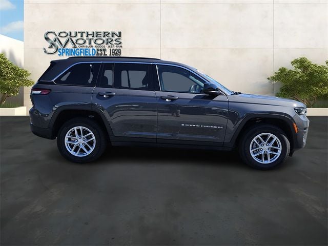 2025 Jeep Grand Cherokee Laredo X 4x4