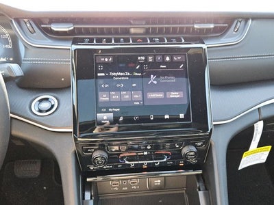 2026 Jeep Grand Cherokee GRAND CHEROKEE LAREDO X 4X4