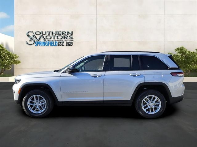 2026 Jeep Grand Cherokee GRAND CHEROKEE LAREDO X 4X4