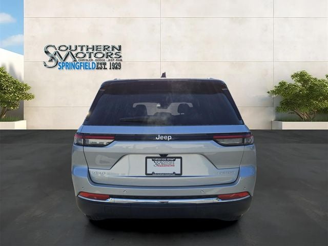 2026 Jeep Grand Cherokee GRAND CHEROKEE LAREDO X 4X4