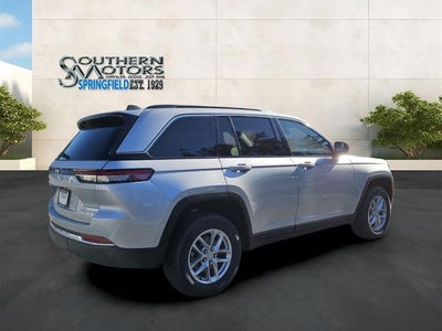 2026 Jeep Grand Cherokee GRAND CHEROKEE LAREDO X 4X4