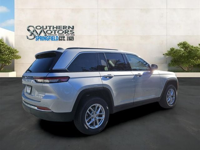 2026 Jeep Grand Cherokee GRAND CHEROKEE LAREDO X 4X4