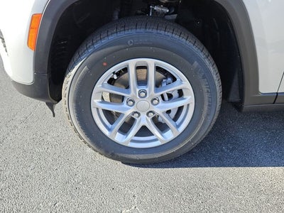 2026 Jeep Grand Cherokee GRAND CHEROKEE LAREDO X 4X4