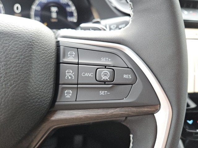 2027 Jeep Grand Cherokee GRAND CHEROKEE LIMITED 4X4