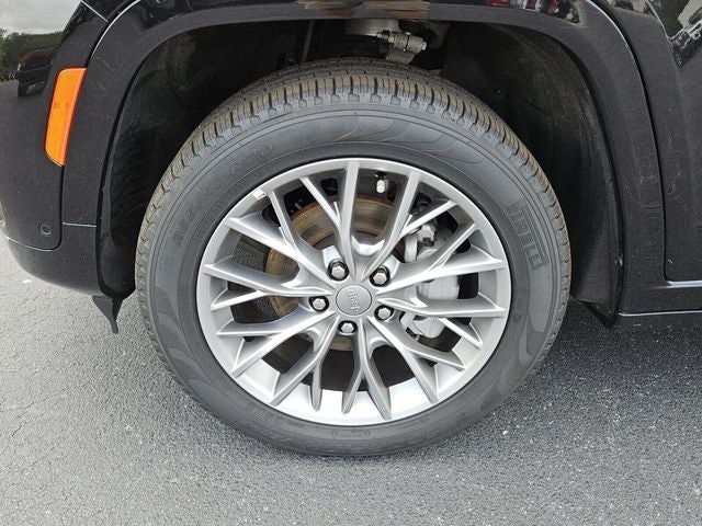 2025 Jeep Grand Cherokee Summit 4x4