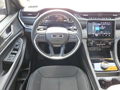 2025 Jeep Grand Cherokee L Laredo X 4x2