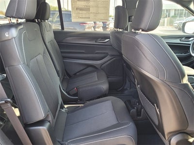 2025 Jeep Grand Cherokee GRAND CHEROKEE L LAREDO 4X2