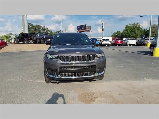 2025 Jeep Grand Cherokee GRAND CHEROKEE L LAREDO 4X2