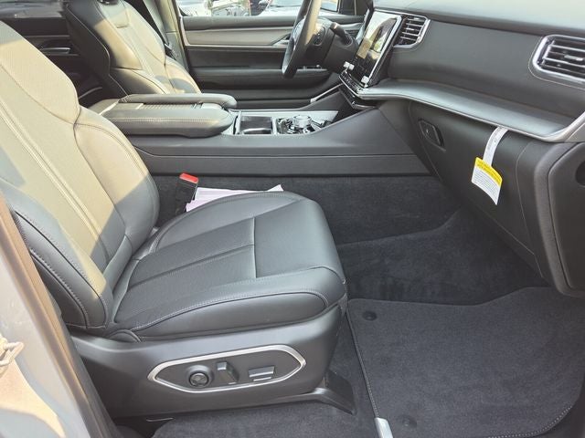 2026 Jeep Grand Wagoneer GRAND WAGONEER LIMITED RESERVE 4X4