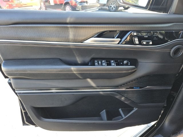 2023 Jeep Grand Wagoneer Series III Obsidian 4x4
